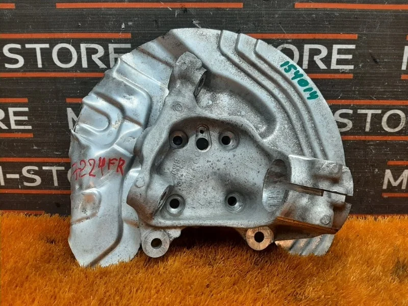 Кулак поворотный Bmw X1 2010 31216784866 E84 N46B20B, передний правый