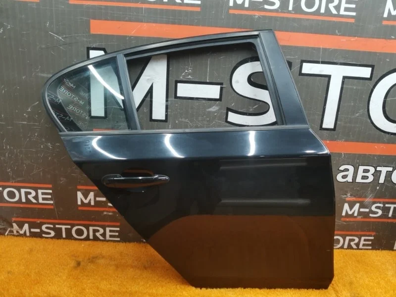 Дверь Bmw 1-Series 2008 41525A2A384 E87 N45B16A, задняя правая