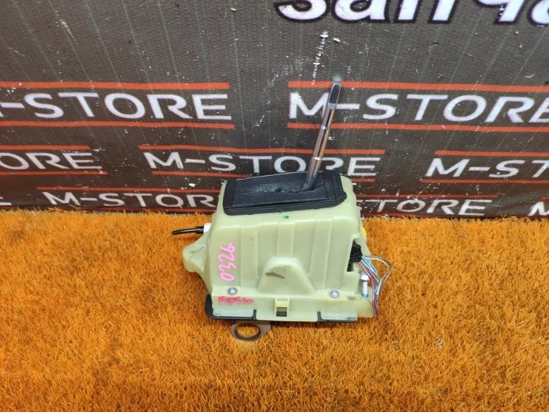 Селектор акпп Mercedes-Benz C-Class 2007 A2042673124 W204 271.950