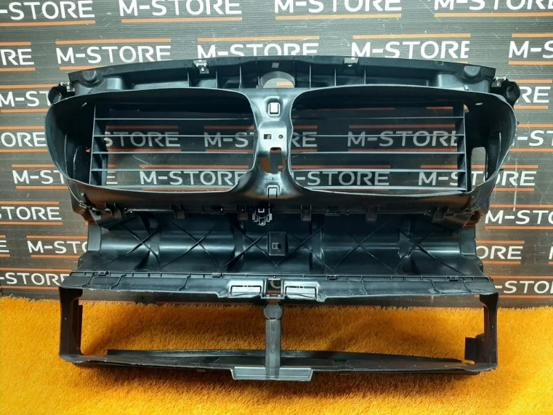 Воздуховод радиатора Bmw 5-Series 2011 51747200781 F10 N52B30A