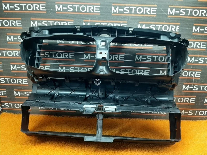 Воздуховод радиатора Bmw 5-Series 2010 51747200781 F10 N52B25A