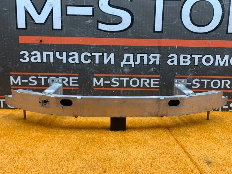 Усилитель бампера Bmw 6-Series 2004 51117008818 E64 N62B44A, передний