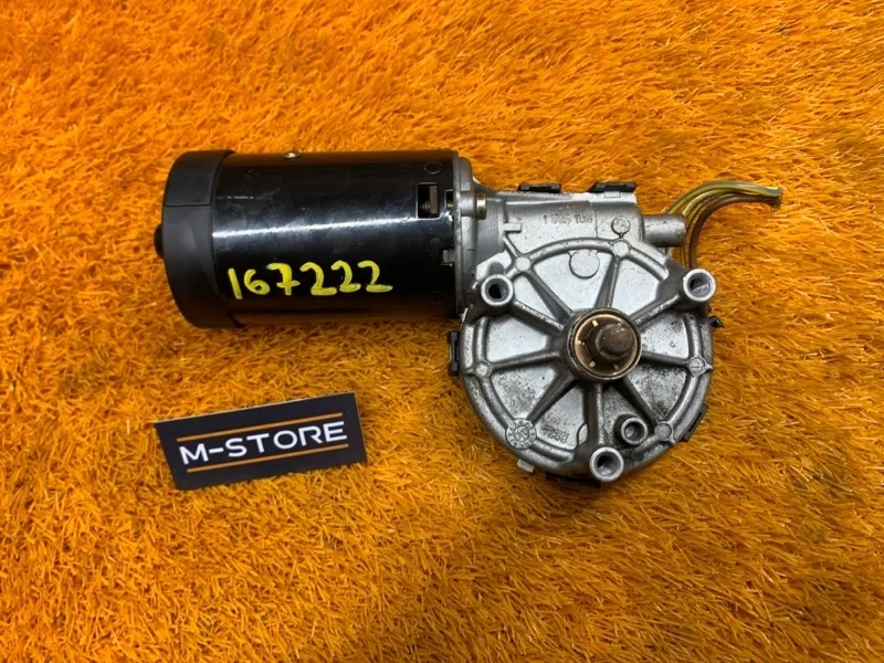 Мотор стеклоочистителя Mercedes-Benz Clk-Class 2000 0390241420 W208 112.940, передний