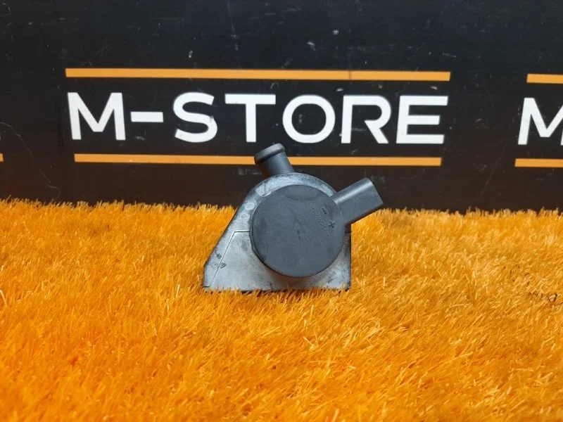 Помпа дополнительная Audi A4 2011 06H965561 B8/8K CDNB