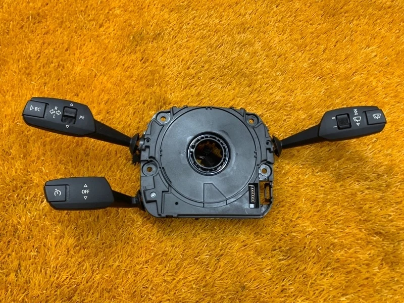 Блок подрулевых переключателей Bmw X6 2011 9169072 E71 N55B30A