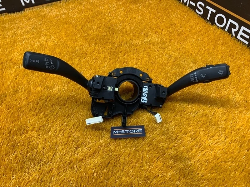 Блок подрулевых переключателей Audi A4 2011 8K0953502BC B8/8K CDNB