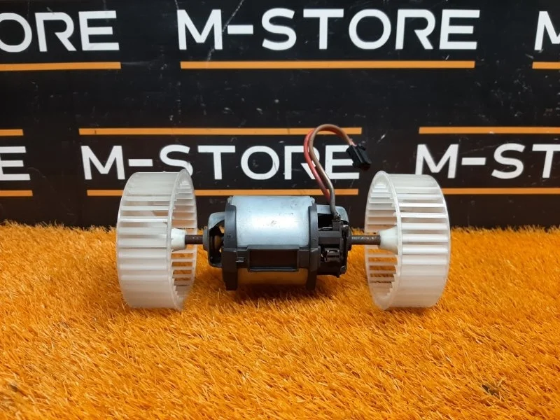Мотор печки Mercedes-Benz S-Class 2006 A2218202714 W221 273.961