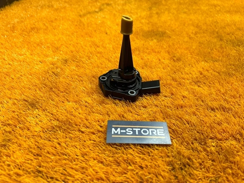 Датчик уровня масла Audi A5 2014 03C907660Q 8T CDNC