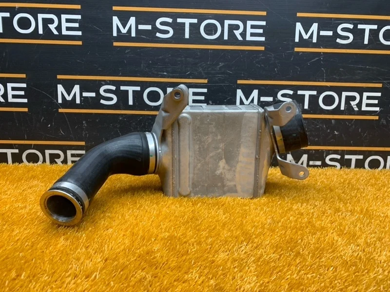 Интеркулер Bmw 7-Series 2011 17517575403 F01 N63B44A, левый