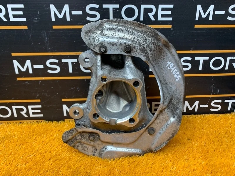 Кулак поворотный Bmw 3-Series 2013 31216792288 F30 N20B20B, передний правый