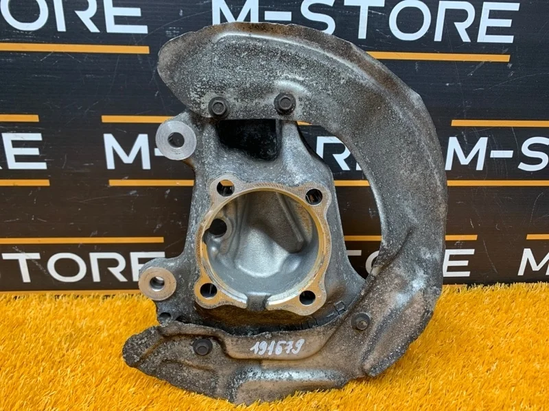 Кулак поворотный Bmw 3-Series 2012 31216792288 F30 N47D20C, передний правый