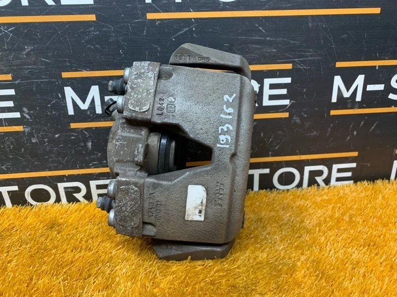 Суппорт Audi A4 2011 8K0615124B B8/8K CDNC, передний правый