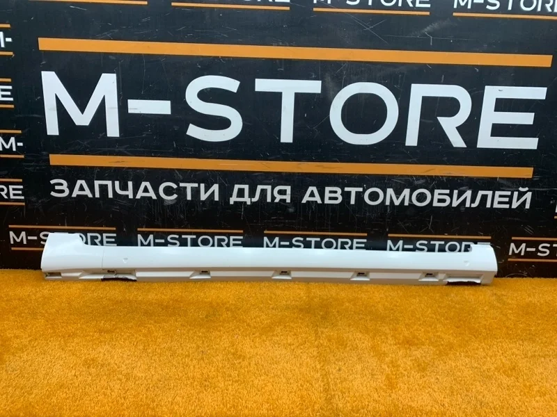 Накладка на порог Volkswagen Passat 2006 3C0853856B B6 BWA, правая