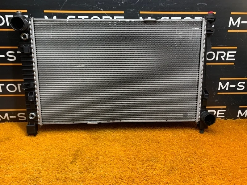 Радиатор ДВС Mercedes-Benz C-Class 2006 A2035001003 W203 271.940