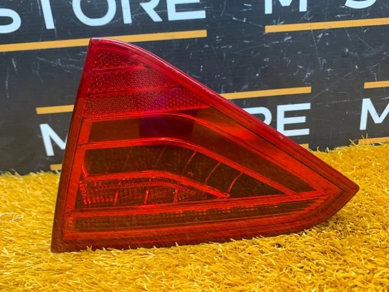 Фонарь крышки багажника Audi A5 2014 8T0945094C 8T CDNC, правый