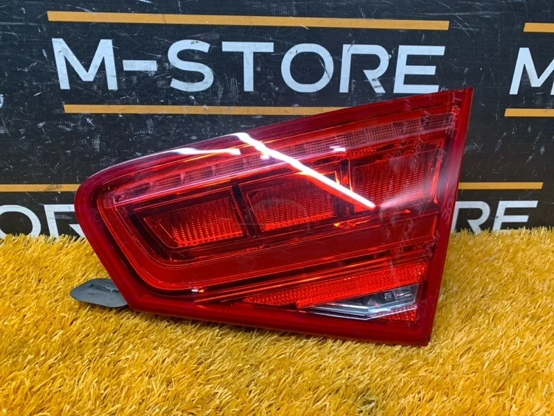 Фонарь крышки багажника Audi A8 2010 4H0945094 4H/D4 CDRA, правый