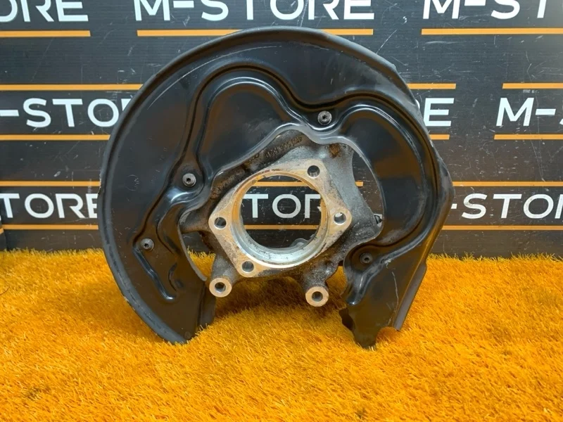 Кулак поворотный Audi A8 2010 4H0505431D 4H/D4 CDRA, задний левый