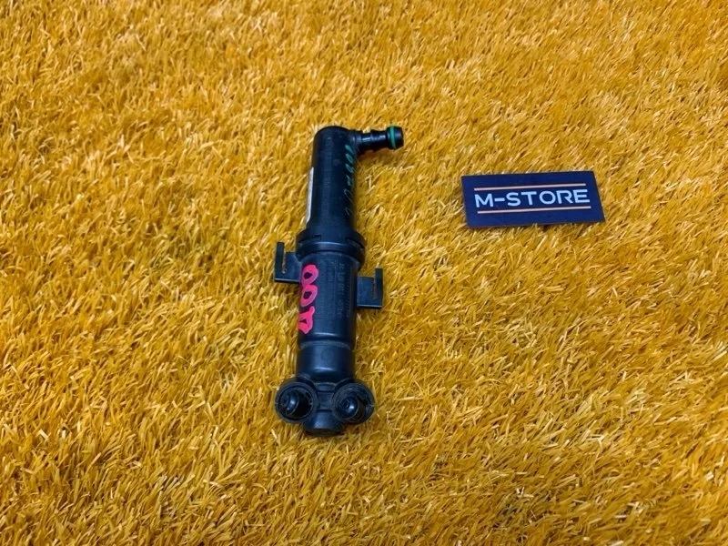 Форсунка омывателя фары Audi Q5 2011 8R0955102 8R CDNC, правая