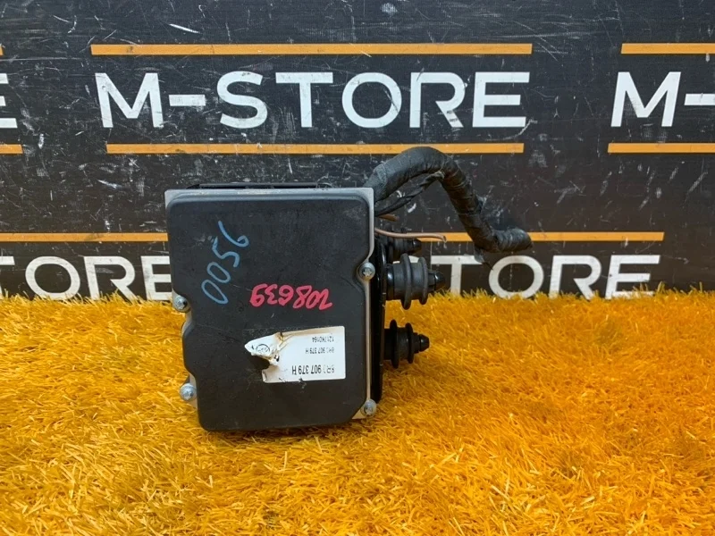 Блок ABS Audi Q5 2011 8R0907379H 8R CDNC