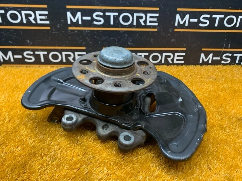 Ступица Mercedes-Benz E-Class 2009 A2043320201 C207 271.860, передняя правая