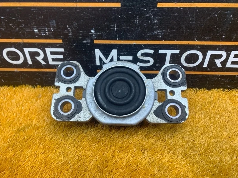 Подушка кпп Land Rover Range Rover Evoque 2012 BJ327M121 L538 204PT