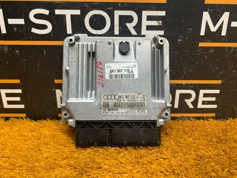 Блок управления двс Audi A4 2009 8K1907115J 8K CDH