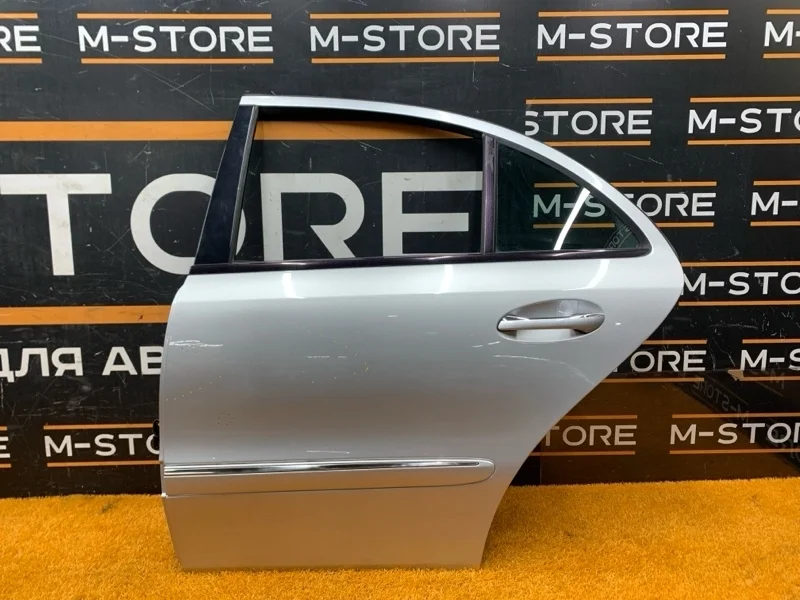 Дверь Mercedes-Benz E-Class 2008 A2117300105 W211 272.943, задняя левая