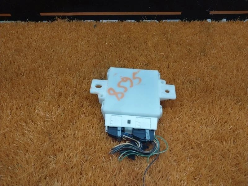 Блок управления парктроником Mercedes-Benz C-Class 2011 A2049009004 W204 276.957