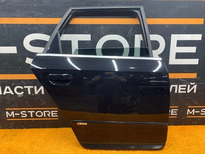 Дверь Audi A4 2007 8E0833052J B7/8E BFB, задняя правая