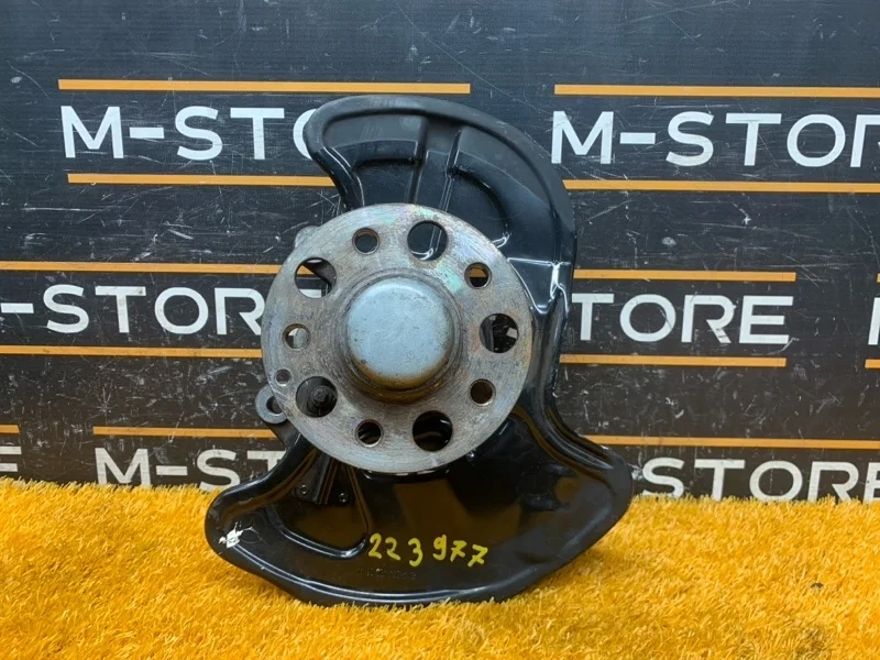 Ступица Mercedes-Benz C-Class 2010 A2043320201 W204 271.860, передняя правая