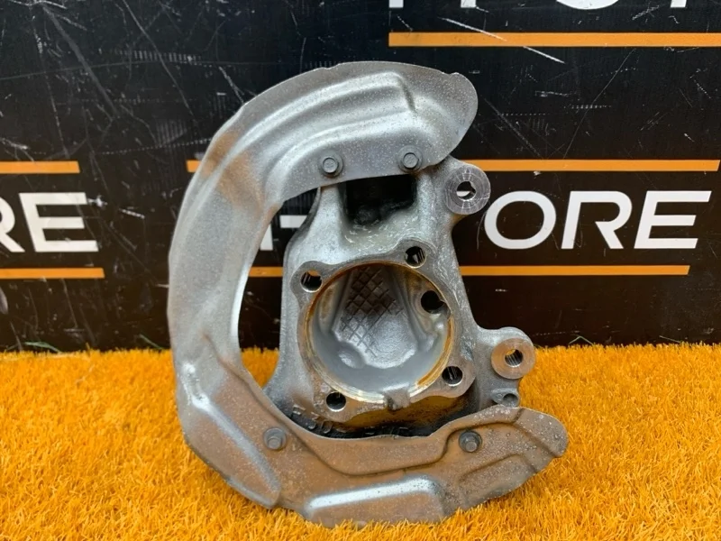 Кулак поворотный Bmw 3-Series 2015 31216792287 F30 B48B20A, передний левый