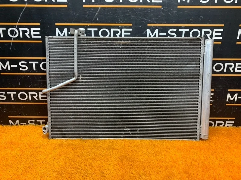 Радиатор кондиционера Mercedes-Benz C-Class 2012 A2045000654 C204 271.820