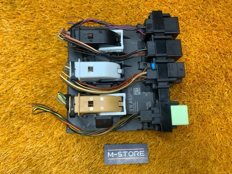 Блок управления Volkswagen Passat 2011 3AA937087B B7 CAX