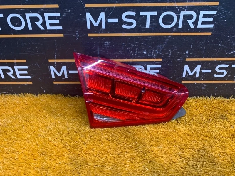 Фонарь крышки багажника Audi A8 2013 4H0945093 4H/D4 CEUA, левый