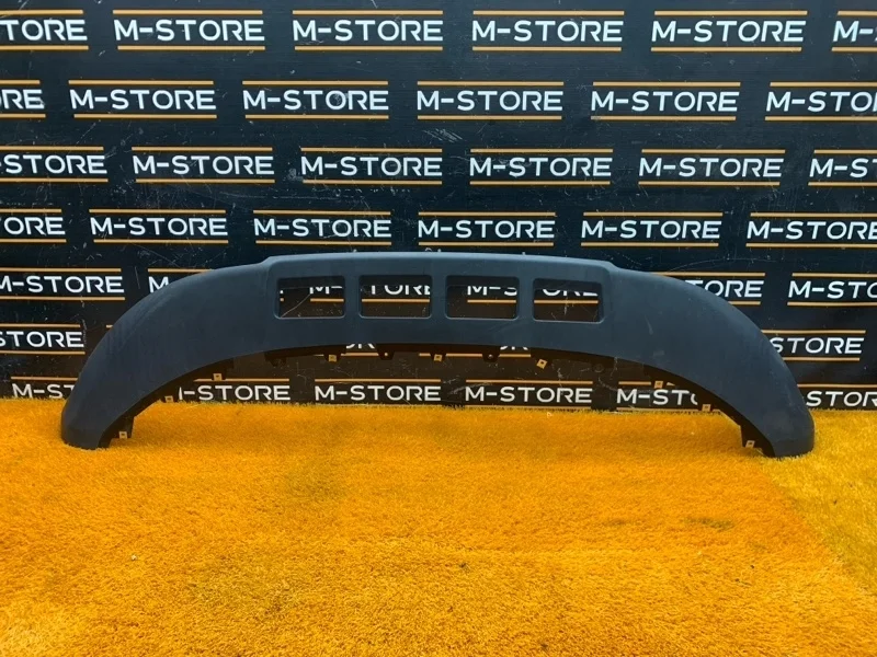 Накладка бампера Audi Q5 2009 8R0807061C 8R CDNC, передняя