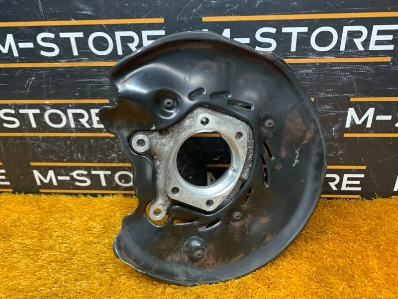 Кулак поворотный Audi A8 2013 4H0505432D 4H/D4 CEUA, задний правый