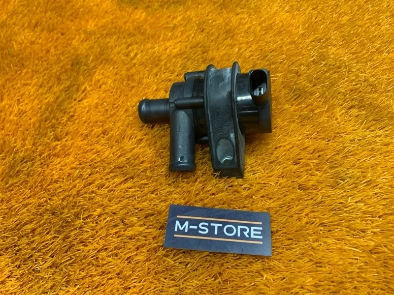 Помпа дополнительная Audi A5 2010 06H965561 8T CDNC