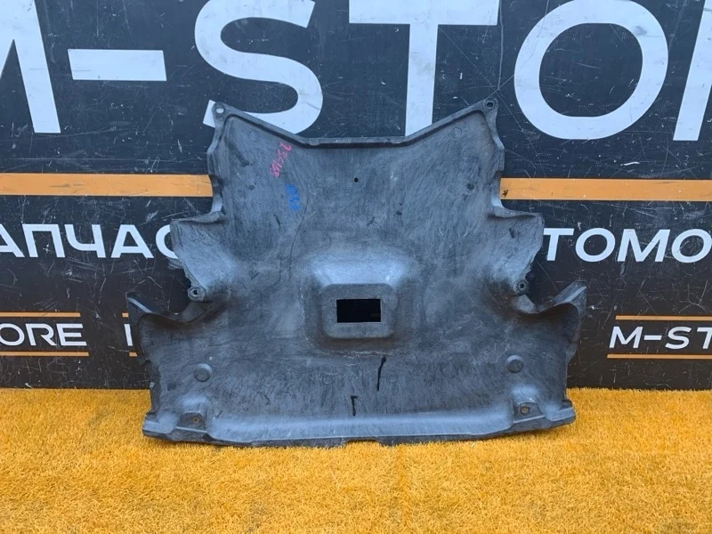 Защита двигателя Mercedes-Benz C-Class 2006 A2035243230 W203 271.940