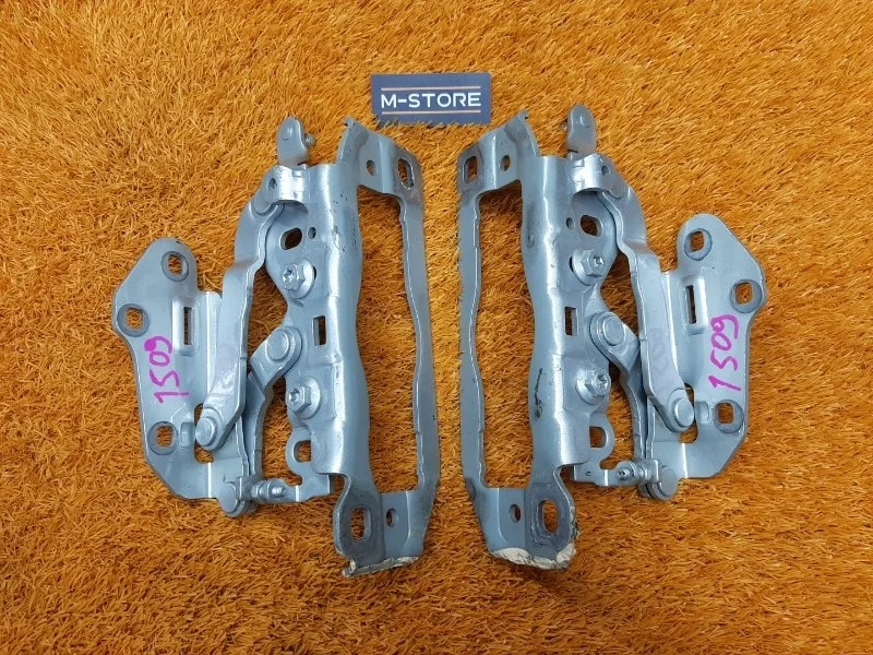 Петля капота Mercedes-Benz C-Class 2013 A2048800828 W204 271.820