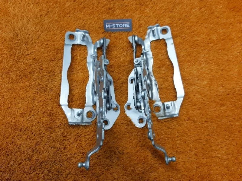 Петля капота Mercedes-Benz E-Class 2013 A2048800228 W212 276.952