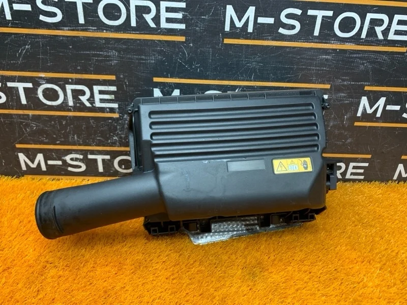 Корпус воздушного фильтра Mercedes-Benz C-Class 2014 A2740901701 W205 274.920