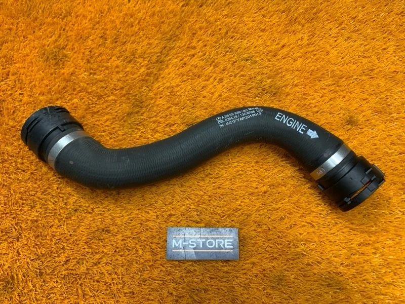 Патрубок радиатора Mercedes-Benz C-Class 2014 A2055016384 W205 274.920