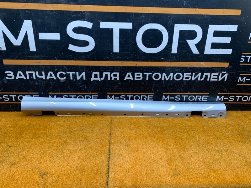 Накладка на порог Mercedes-Benz C-Class 2006 A2036981454 W203 271.940, правая