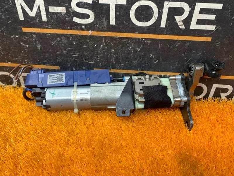 Мотор открывания багажника Audi Q5 2013 8R0827852B 8R CTVA