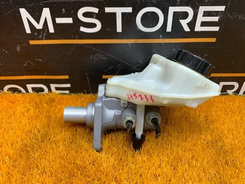 Главный тормозной цилиндр Land Rover Range Rover Evoque 2012 LR014430 L538 204PT