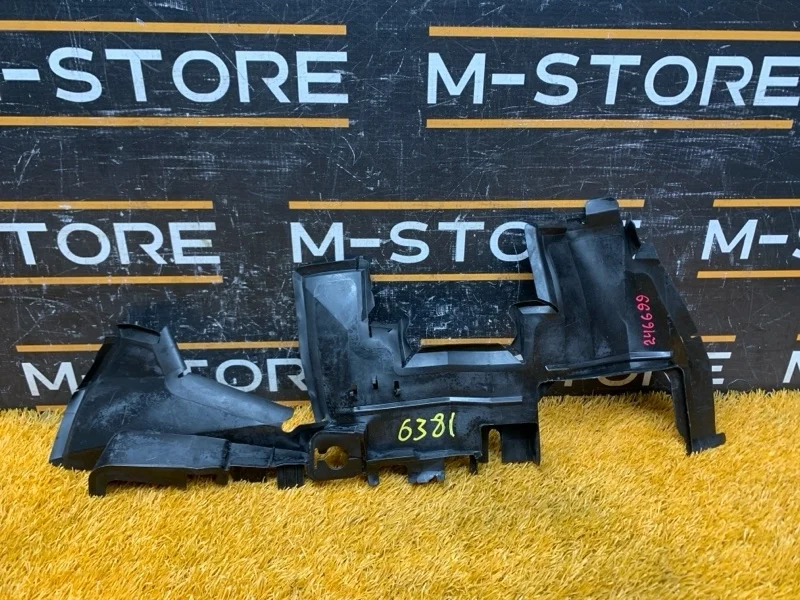 Воздуховод радиатора Audi Q5 2015 8R0121283P 8R CNCD, левый