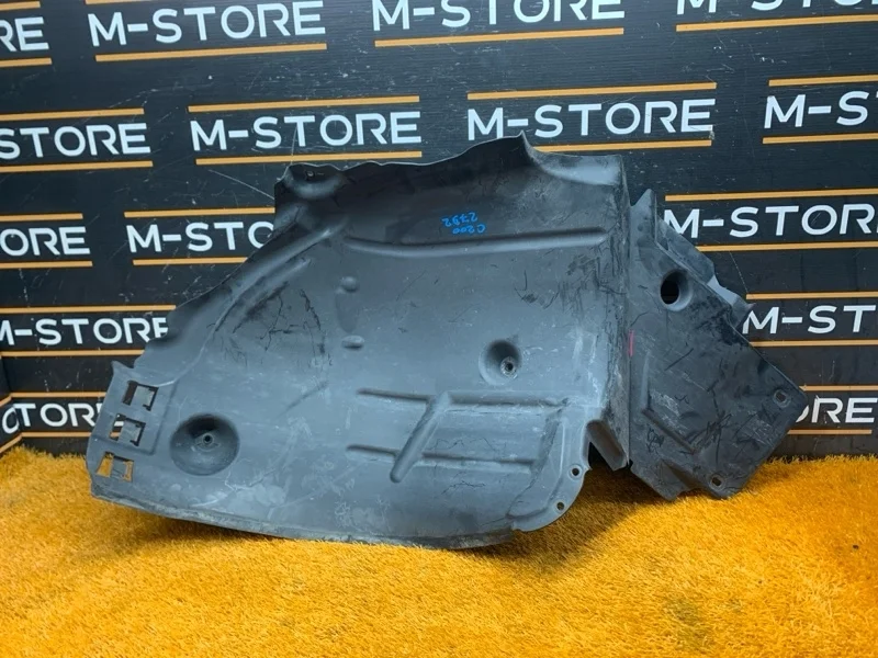 Подкрылок Mercedes-Benz C-Class 2014 A2056900230 W205 274.920, передний правый