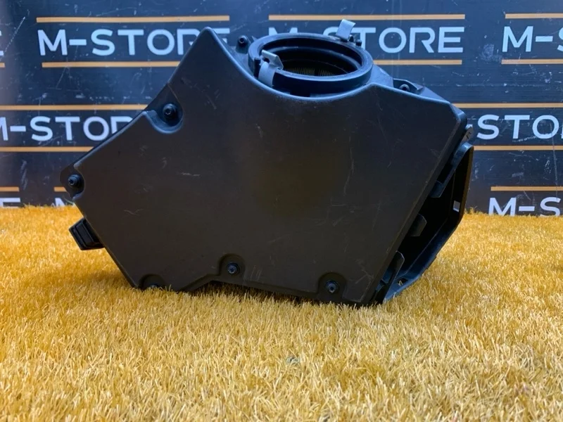 Корпус воздушного фильтра Audi A4 2008 8K0133837S B8/8K CALA