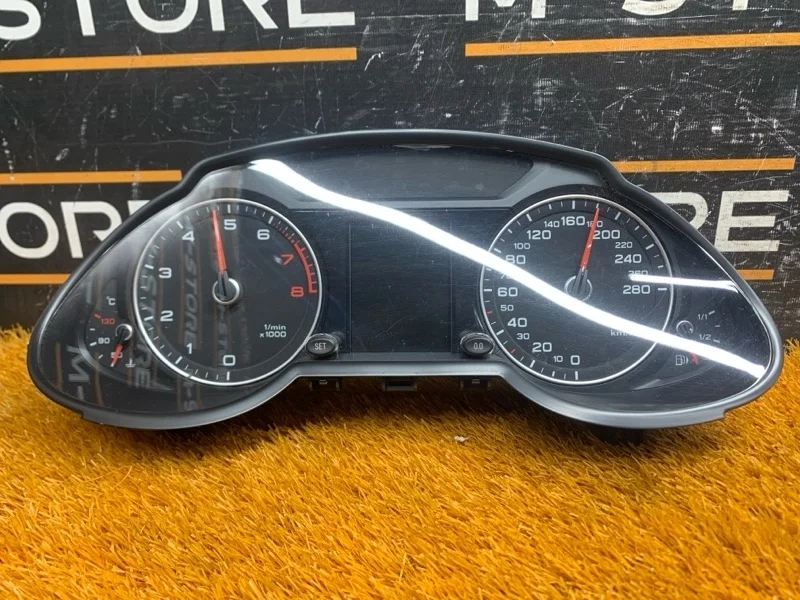 Щиток приборов Audi Q5 2013 8R0920930N 8R CTVA