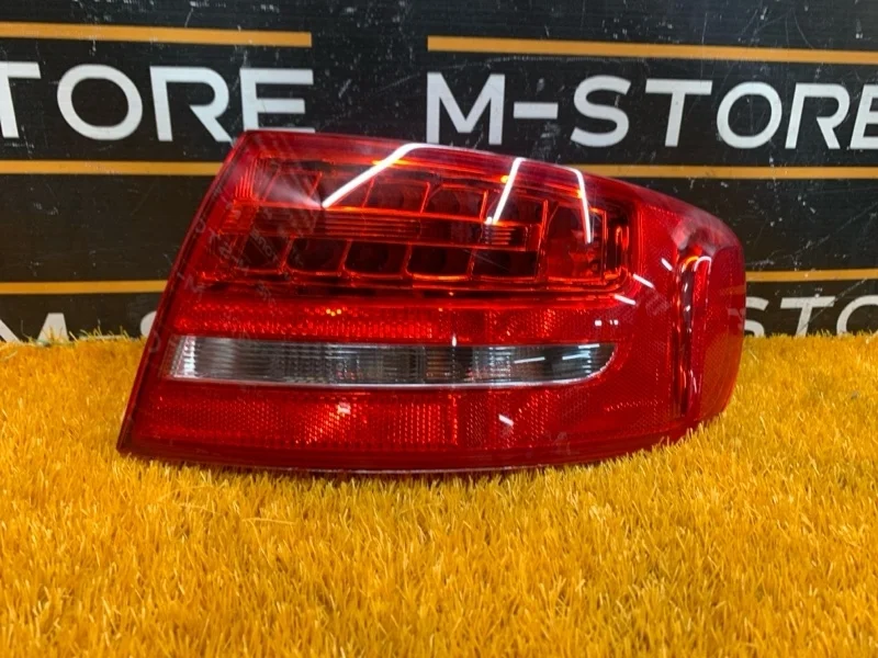 Фонарь задний Audi A4 2010 8K9945096B B8/8K CDNC, правый